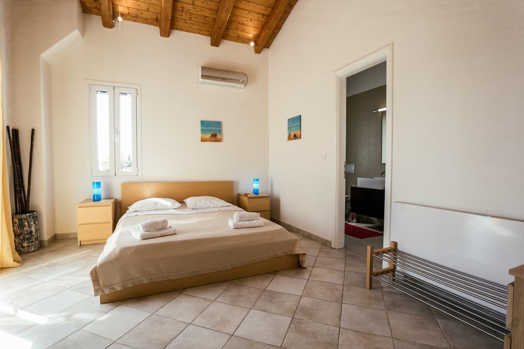 Dream Summer Villa Porto Heli Esterno foto