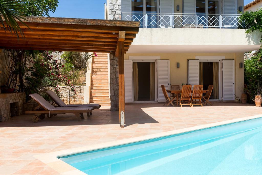 Dream Summer Villa Porto Heli Esterno foto